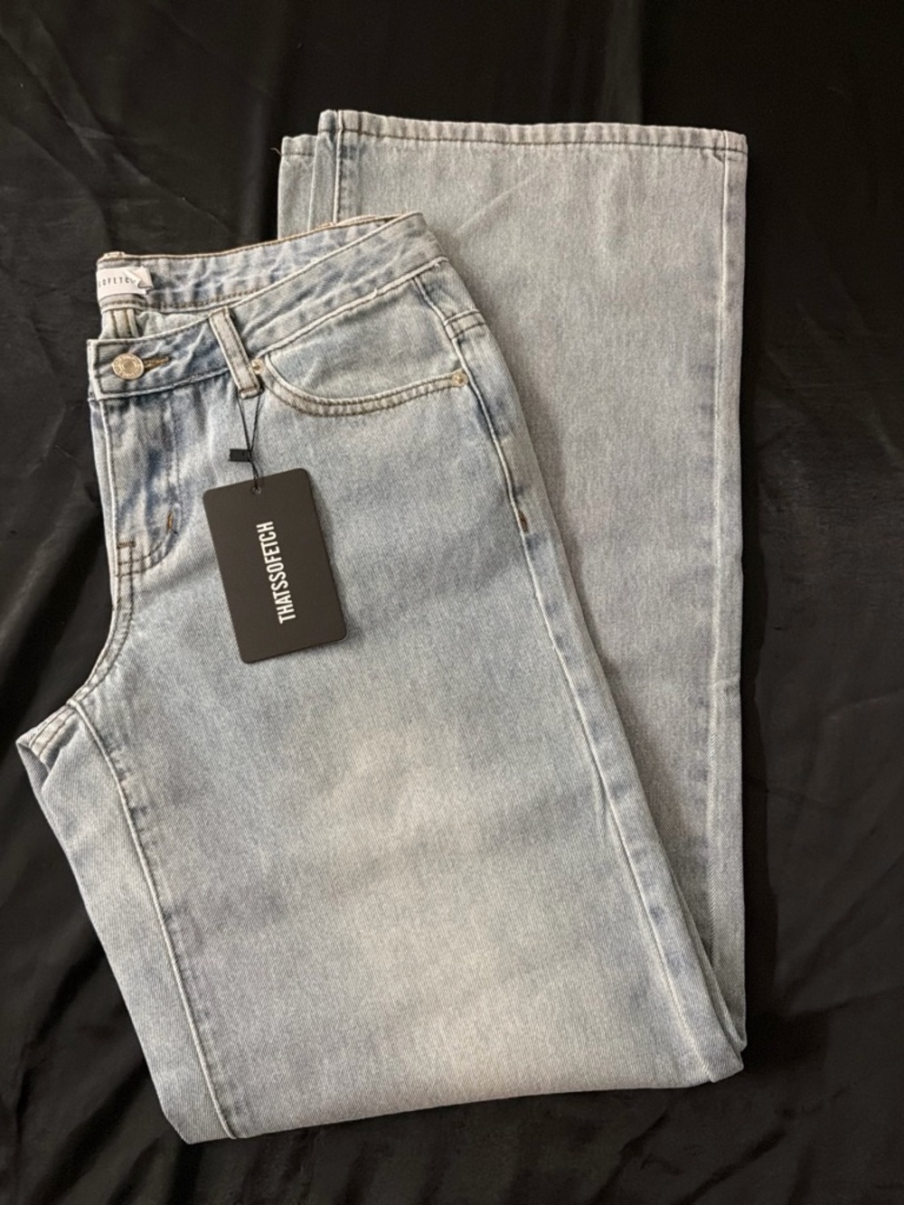 Transcendent Light Wash Straight-Leg Women’s Jeans - Picture 3 of 4